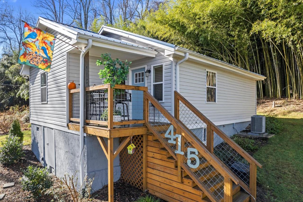 The Bamboo Bungalow 亨德森维尔 外观 照片