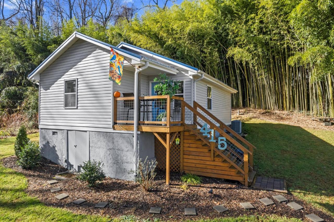 The Bamboo Bungalow 亨德森维尔 外观 照片